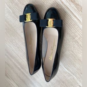 FERRAGAMO
Vara Patent Leather Pumps
